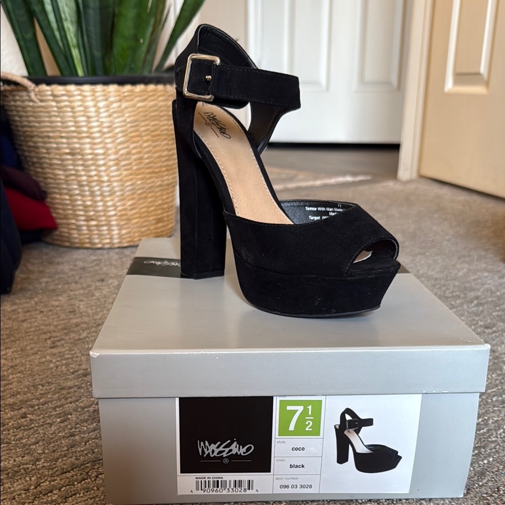 Mossimo Supply Co. Black Chunky Platform Heels